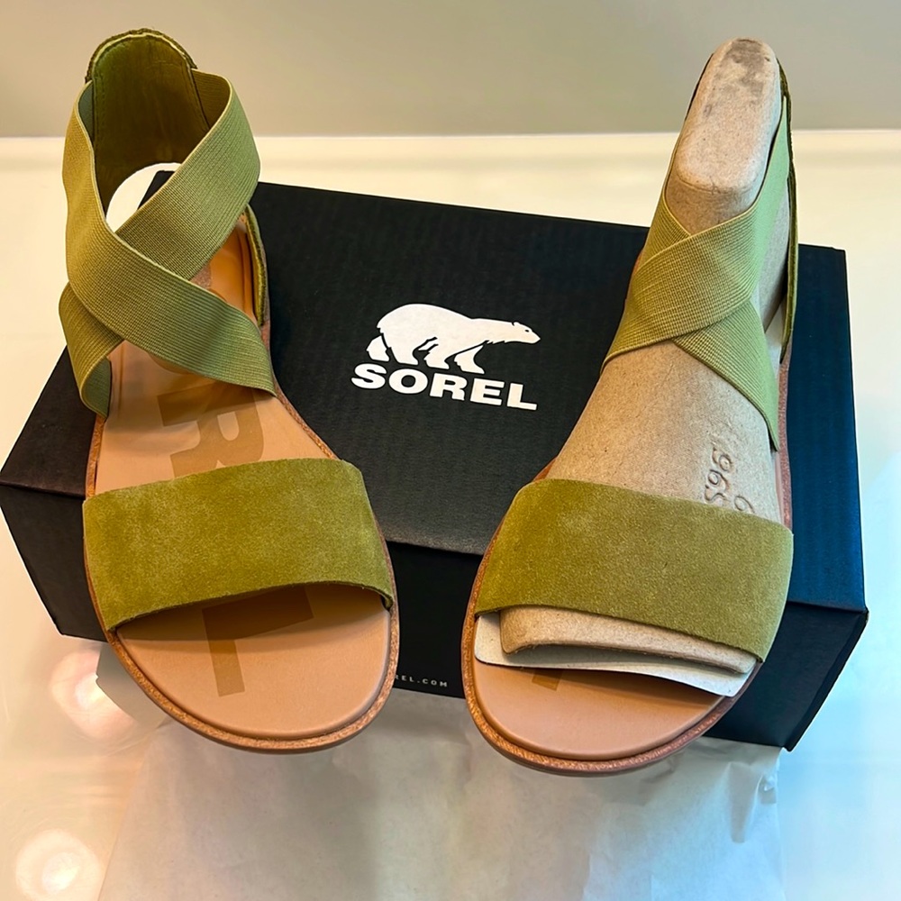 Sorel Green Stretch Sandals size 8.5
